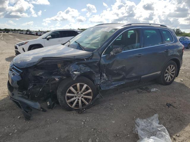 2012 VOLKSWAGEN TOUAREG V6, 