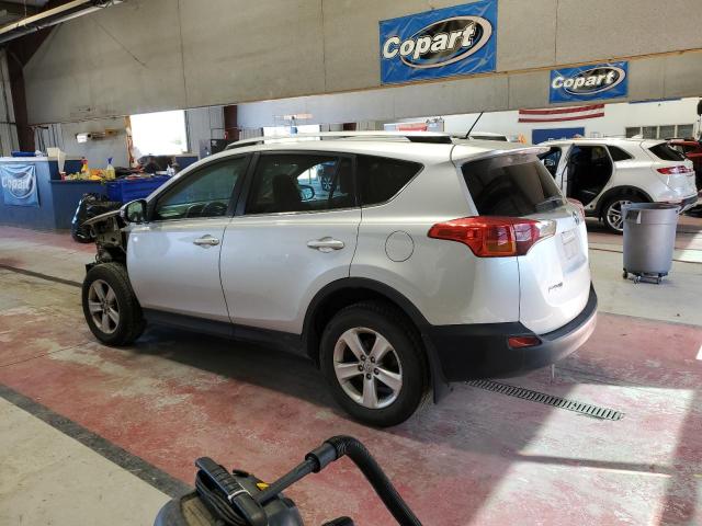 2T3RFREV9DW120685 - 2013 TOYOTA RAV4 XLE SILVER photo 2