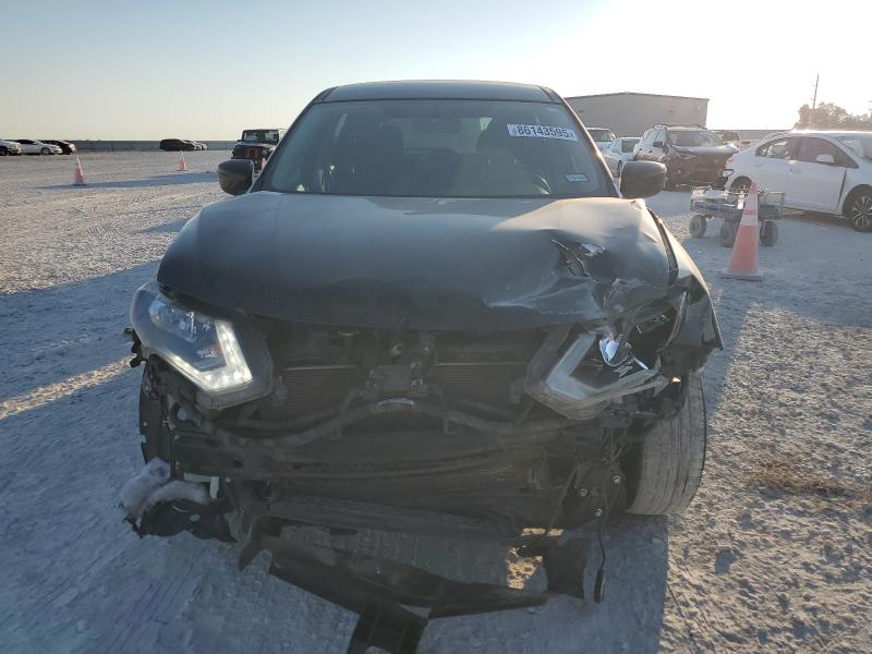 KNMAT2MT7JP529286 - 2018 NISSAN ROGUE S გრაფიტი ფოტო 5