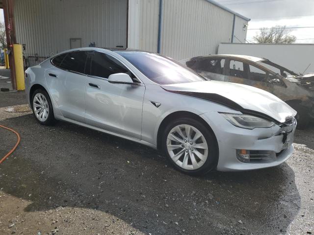 5YJSA1E13HF193206 - 2017 TESLA MODEL S SILVER photo 4