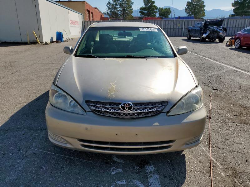 4T1BE32K32U048979 - 2002 TOYOTA CAMRY LE 金色 照片 5
