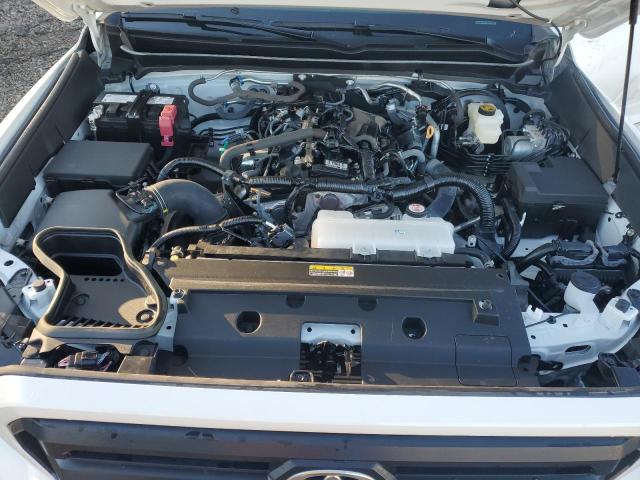 3TYLB5JN6RT040080 - 2024 TOYOTA TACOMA DOUBLE CAB WHITE photo 11