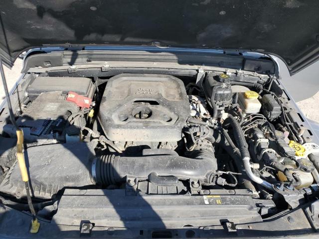 1C4HJXEN7JW222045 - 2018 JEEP WRANGLER U SAHARA SILVER photo 12