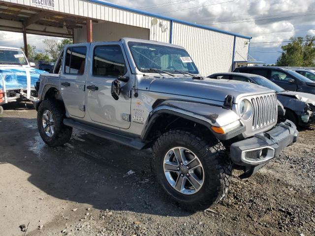 1C4HJXEN7JW222045 - 2018 JEEP WRANGLER U SAHARA SILVER photo 4