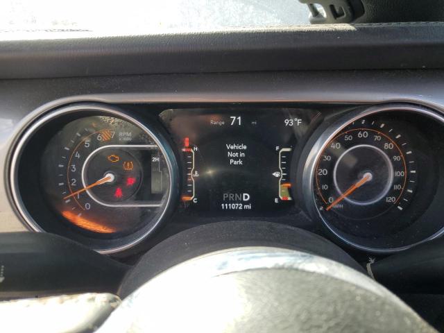 1C4HJXEN7JW222045 - 2018 JEEP WRANGLER U SAHARA SILVER photo 9