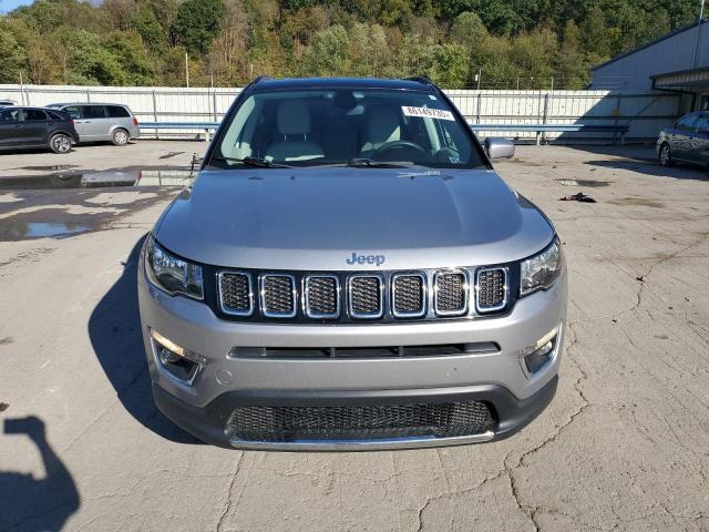 3C4NJDCB8JT455397 - 2018 JEEP COMPASS LIMITED Серебристый фото 5