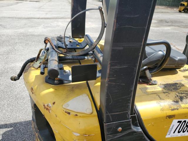 D810V02974R - 2017 YALE FORKLIFT YELLOW photo 6