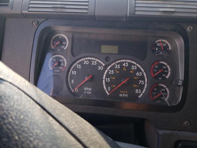 1FUJGLBG5DLFE6820 - 2013 FREIGHTLINER CASCADIA WHITE photo 8