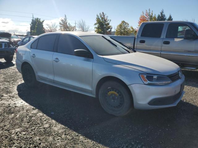 3VW2K7AJ9CM370476 - 2012 VOLKSWAGEN JETTA BASE SILVER photo 4