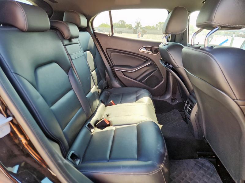 WDCTG4EB6JJ444547 - 2018 MERCEDES-BENZ GLA 250 Siyah fotoğraf 11