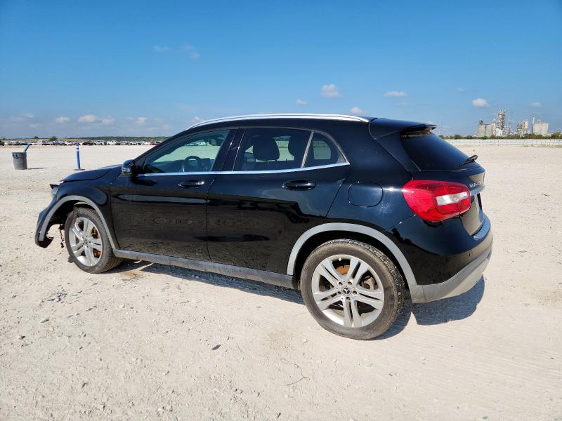 WDCTG4EB6JJ444547 - 2018 MERCEDES-BENZ GLA 250 Siyah fotoğraf 2