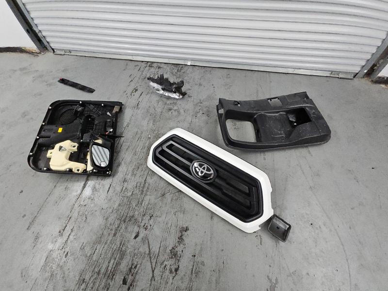 3TYRX5GN8NT057881 - 2022 TOYOTA TACOMA ACCESS CAB Weiß Foto 12