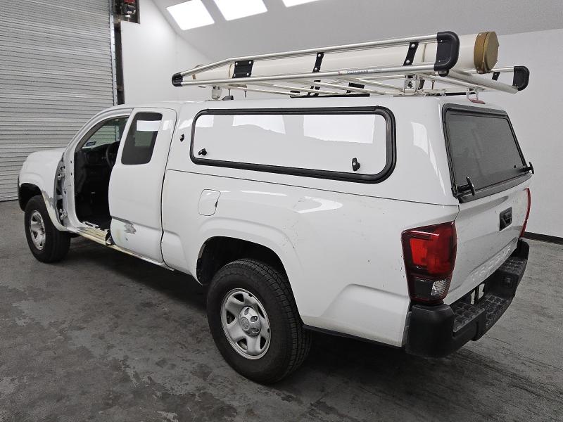 3TYRX5GN8NT057881 - 2022 TOYOTA TACOMA ACCESS CAB Weiß Foto 2