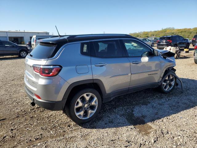 3C4NJDCB2HT666198 - 2017 JEEP COMPASS LIMITED SILVER photo 3