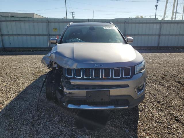 3C4NJDCB2HT666198 - 2017 JEEP COMPASS LIMITED SILVER photo 5