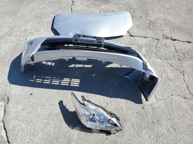 JTDKN3DUXF1910377 - 2015 TOYOTA PRIUS 银色 照片 12