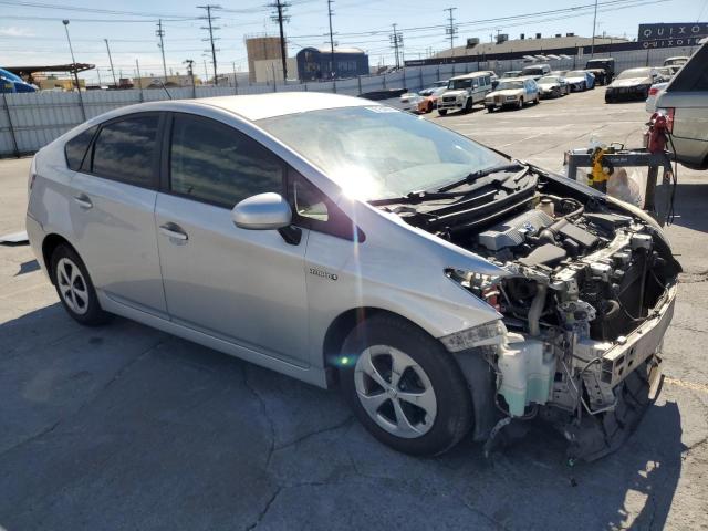 JTDKN3DUXF1910377 - 2015 TOYOTA PRIUS 银色 照片 4