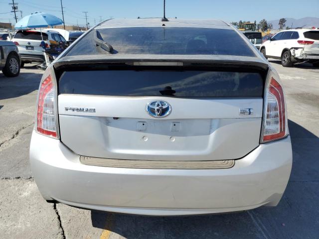 JTDKN3DUXF1910377 - 2015 TOYOTA PRIUS 银色 照片 6