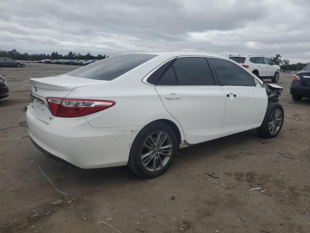 4T1BF1FK7GU182770 - 2016 TOYOTA CAMRY LE WHITE photo 3