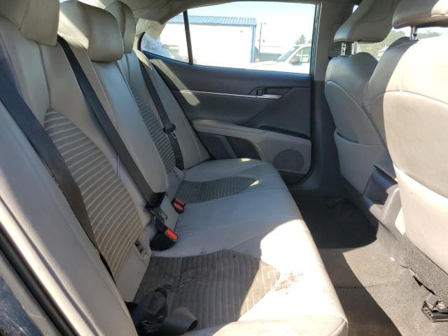 4T1B11HK3JU624074 - 2018 TOYOTA CAMRY L BLUE photo 10