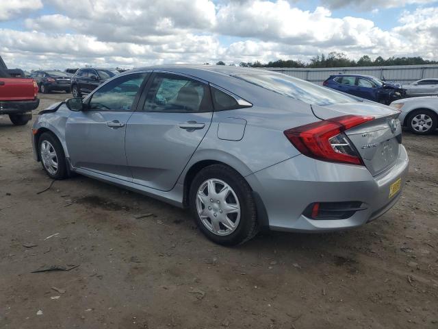 2HGFC2F5XJH561580 - 2018 HONDA CIVIC LX ვერცხლისფერი ფოტო 2