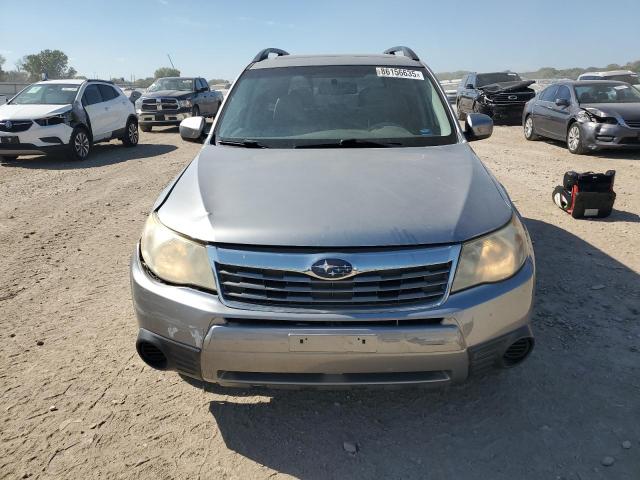 JF2SH63679H729245 - 2009 SUBARU FORESTER 2.5X PREMIUM GRAY photo 5