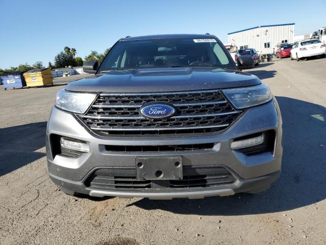 1FMSK8DH7MGA62425 - 2021 FORD EXPLORER XLT Gris foto 5