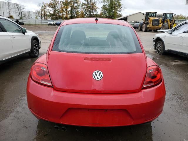 3VWFP7AT7DM670183 - 2013 VOLKSWAGEN BEETLE RED photo 6