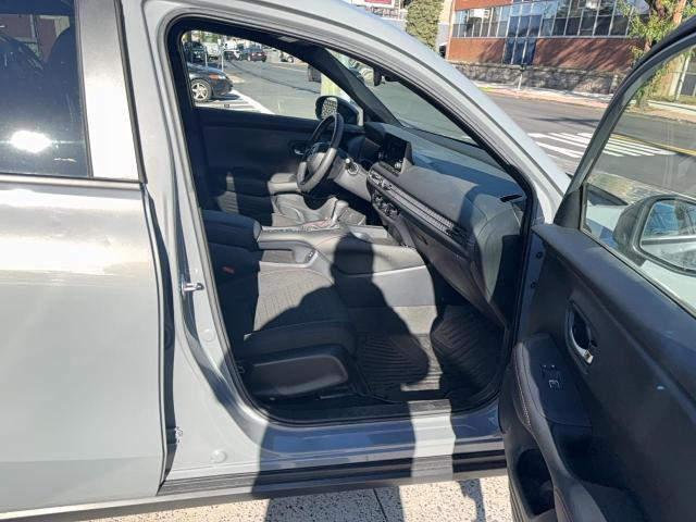 3CZRZ2H57SM704618 - 2025 HONDA HR-V SPORT GRAY photo 5