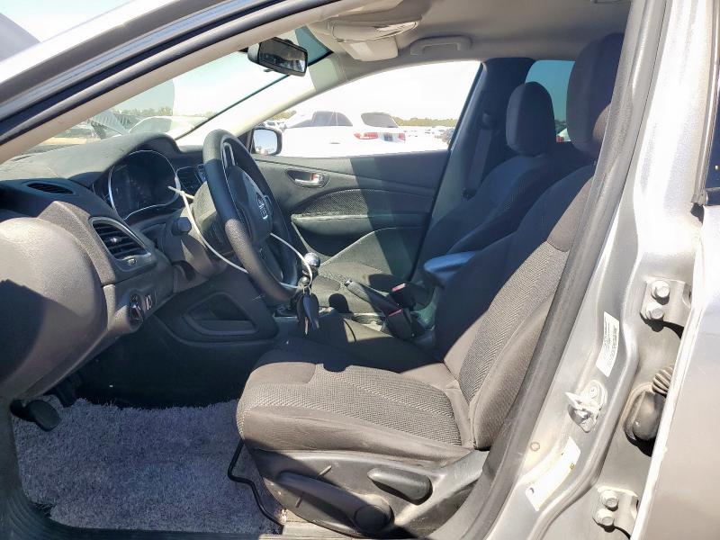 1C3CDFAA3FD331513 - 2015 DODGE DART SE SILVER photo 7