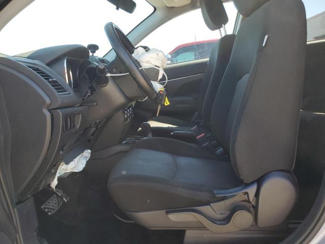 JA4AP3AUXHZ044303 - 2017 MITSUBISHI OUTLANDER ES Gümüş foto 7