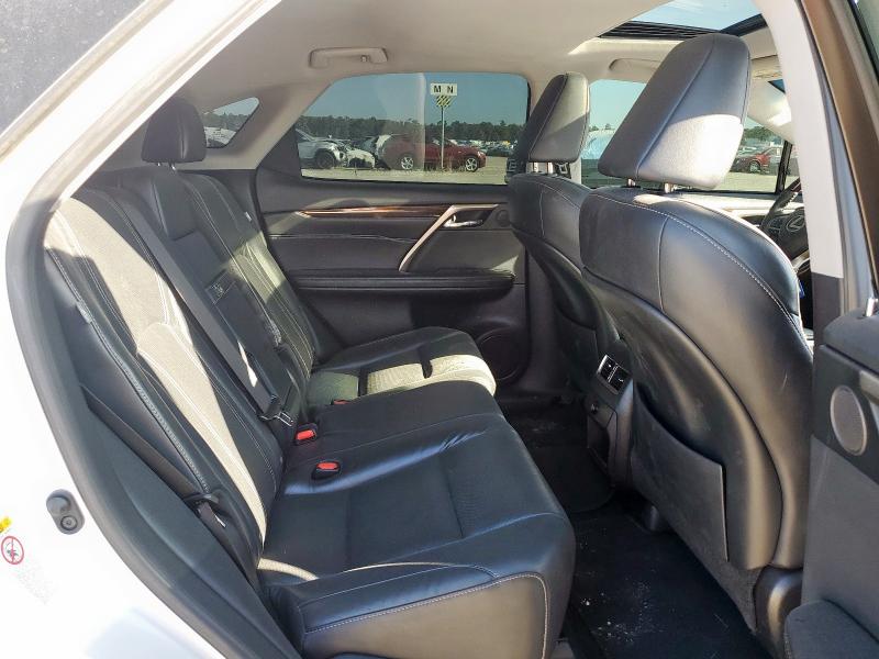 2T2ZZMCA8KC126832 - 2019 LEXUS RX 350 BASE WHITE photo 11