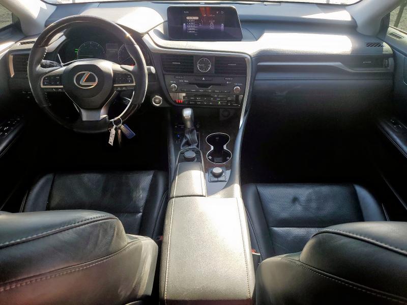 2T2ZZMCA8KC126832 - 2019 LEXUS RX 350 BASE WHITE photo 8