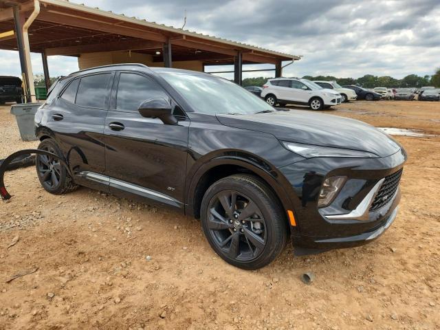 LRBFZPE46RD049535 - 2024 BUICK ENVISION ESSENCE Սև լուսանկար 4