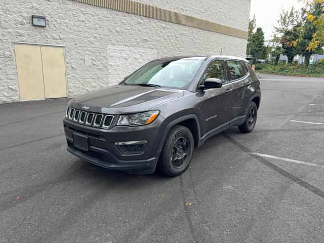 3C4NJCAB6KT658724 - 2019 JEEP COMPASS SPORT Темно-сірий фото 2