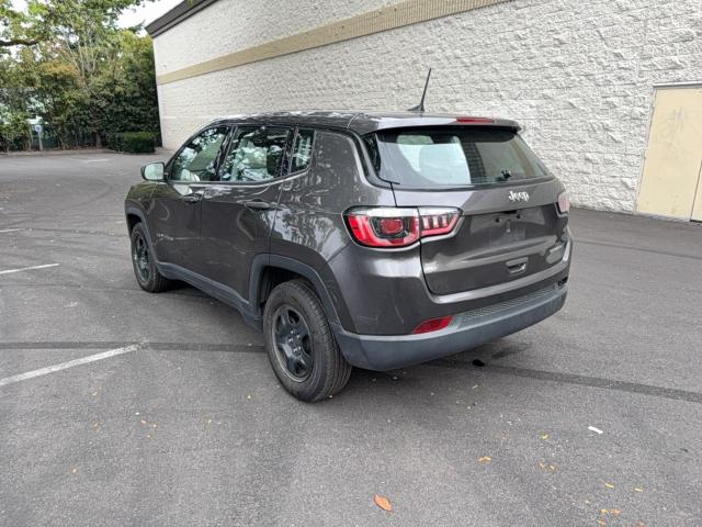 3C4NJCAB6KT658724 - 2019 JEEP COMPASS SPORT Темно-сірий фото 3