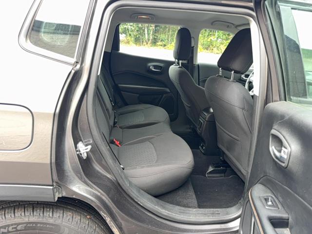3C4NJCAB6KT658724 - 2019 JEEP COMPASS SPORT Темно-сірий фото 6