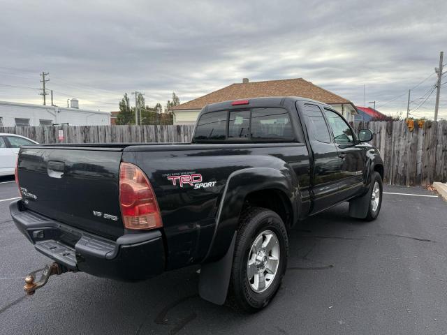 5TEUU42N08Z499061 - 2008 TOYOTA TACOMA ACCESS CAB BLACK photo 4