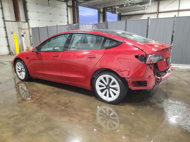 5YJ3E1EA9NF371043 - 2022 TESLA MODEL 3 RED photo 2