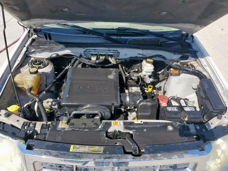 1FMCU0EG0AKB81402 - 2010 FORD ESCAPE LIMITED CREAM photo 11