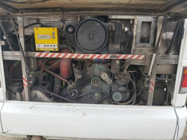 1M8TRMPA31P061541 - 2001 MOTOR COACH INDUSTRIES TRANSIT BU WHITE photo 7