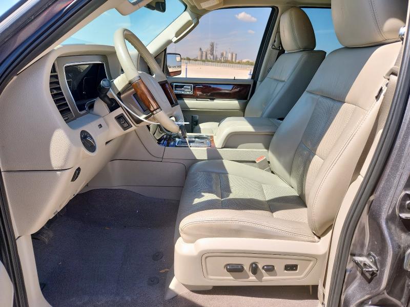 5LMJJ2H5XCEL06992 - 2012 LINCOLN NAVIGATOR GRAY photo 7