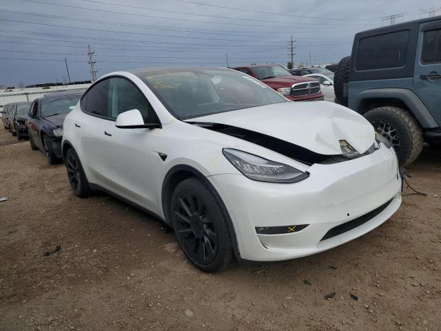 5YJYGAEE4MF199960 - 2021 TESLA MODEL Y WHITE photo 4