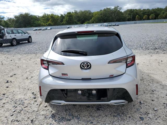 JTNK4RBE1K3022189 - 2019 TOYOTA COROLLA SE Argent photo 6
