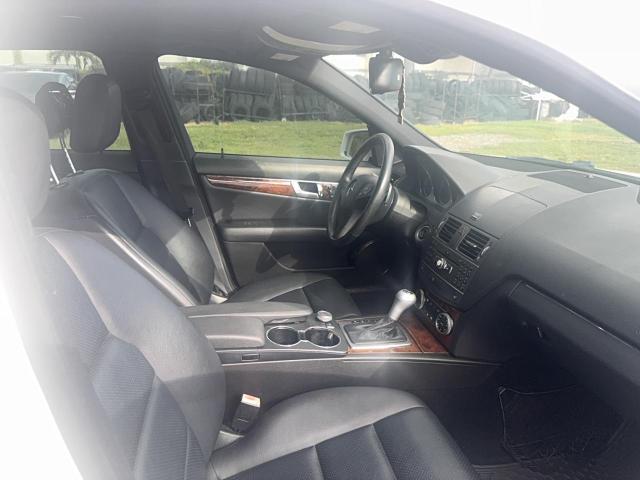WDDGF5EB3BA417698 - 2011 MERCEDES-BENZ C 300 Ağ foto 5