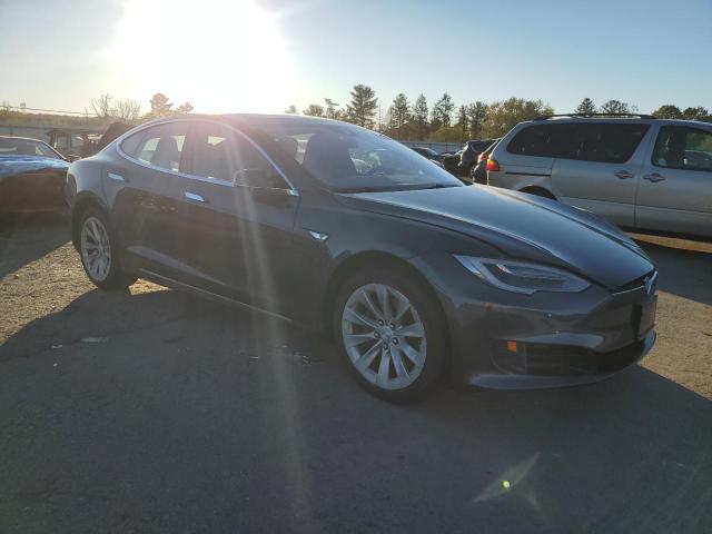 5YJSA1E10GF148691 - 2016 TESLA MODEL S رمادي صورة 4