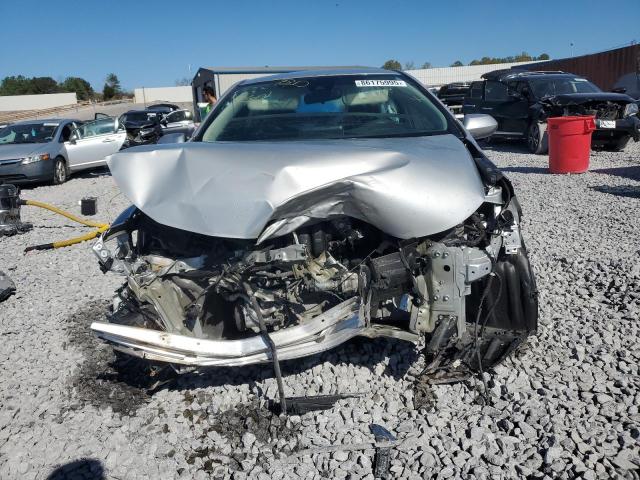 5YFEPMAE8MP191035 - 2021 TOYOTA COROLLA LE 银色 照片 5