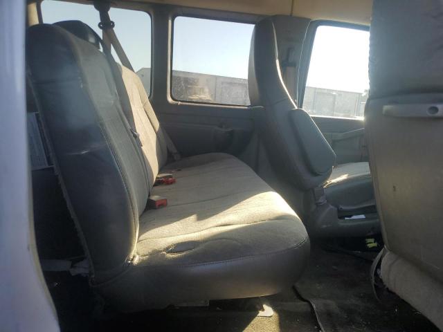 1GAZGPFF6H1242734 - 2017 CHEVROLET EXPRESS G3 LT WHITE photo 11