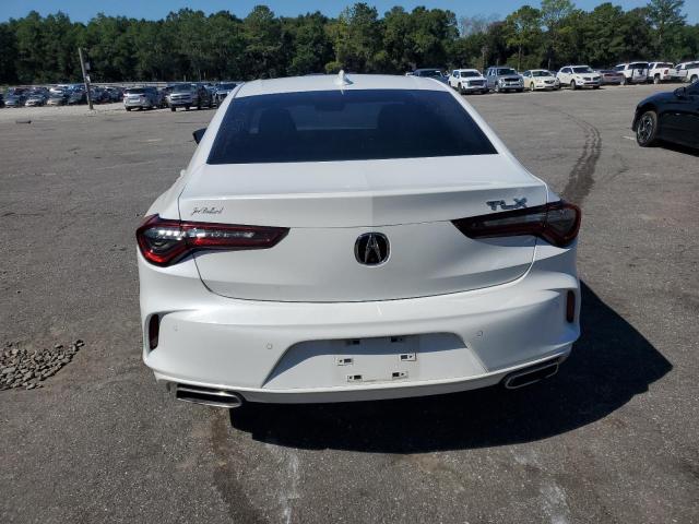 19UUB5F43NA000130 - 2022 ACURA TLX TECHNOLOGY WHITE photo 6