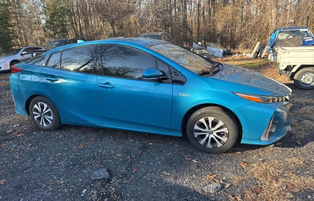 JTDKARFP1J3074607 - 2018 TOYOTA PRIUS PRIM BLUE photo 1